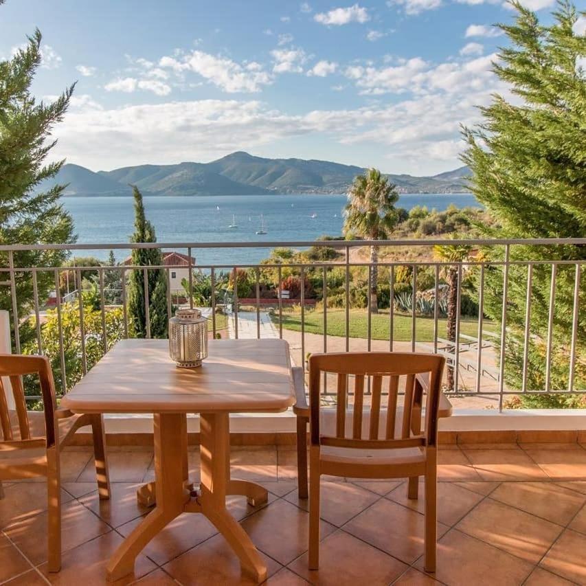 Thalassa Hotel & Spa Paleros Dış mekan fotoğraf