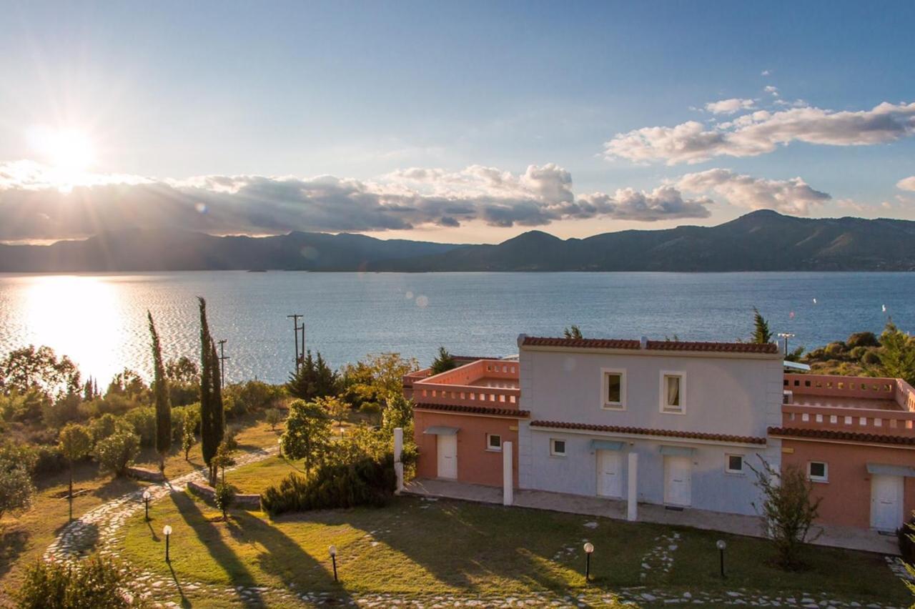 Thalassa Hotel & Spa Paleros Dış mekan fotoğraf