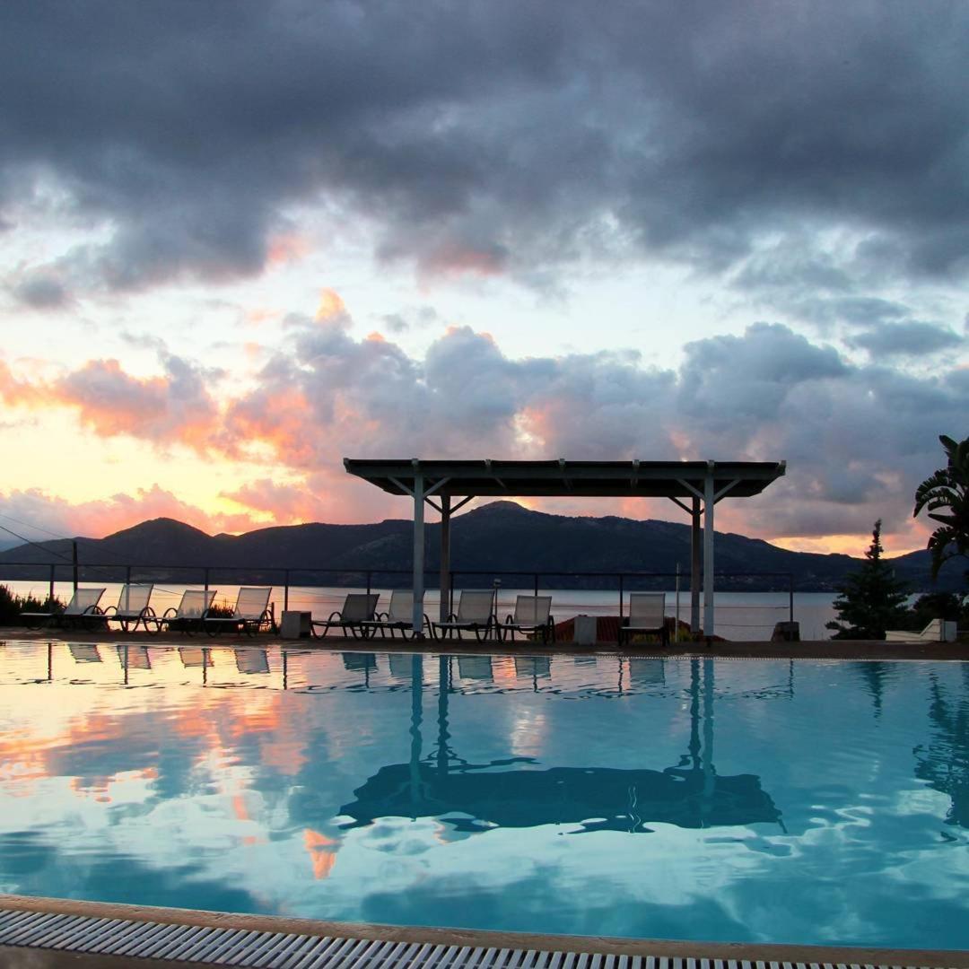Thalassa Hotel & Spa Paleros Dış mekan fotoğraf